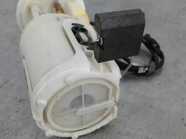 Brandstofpomp Mercedes-Benz A-Klasse W168 1.6 A1684703594 image 2