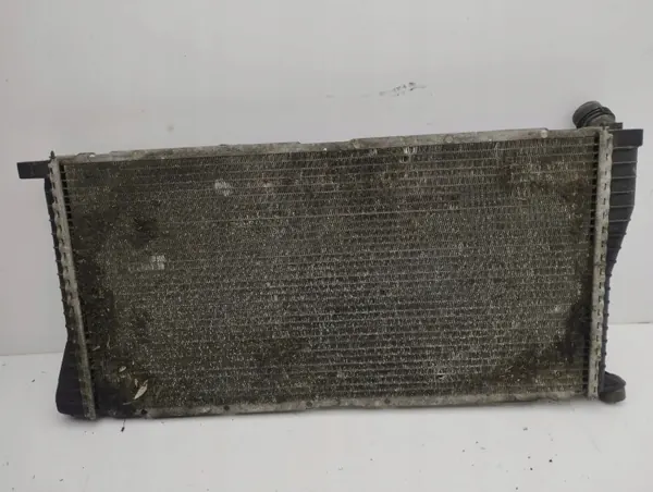 Radiateur d'eau BMW 5 E39 OEM 2247345D 2.5L Diesel image 4