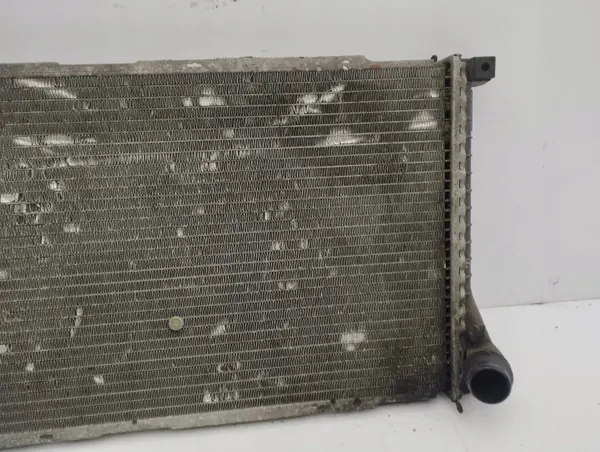 Radiateur d'eau BMW 5 E39 OEM 2247345D 2.5L Diesel image 9