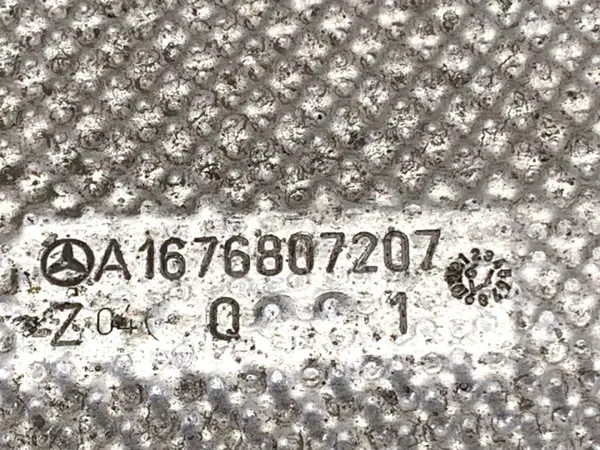 Protetor térmico A1676807207 Mercedes GLE SUV OEM image 4