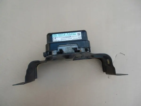 Sensor Radar Distronic Mazda 6 GJ GL Lift Usado image 3