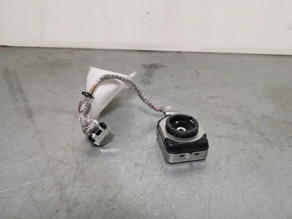 Balastro Xenon Subaru OEM FBZ14555 - Usado image 2