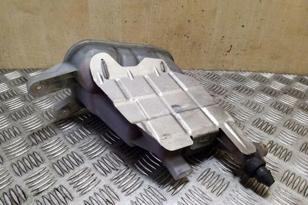 Expansietank AUDI A4 (8K2, B8) 3.0L diesel image 3