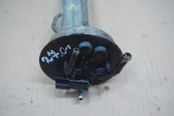 Hyundai Terracan polttoaineen kelluke OEM 27016 2.9 CRDi image 6