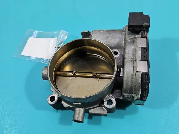 Throttle Body Mercedes CLS II C218 10- A2781410025 image 2