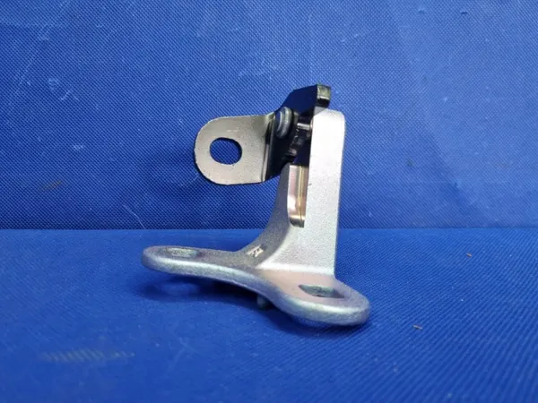 Tesla Model Y Linke Vordere Türscharnier OEM 1626074-00-B image 3