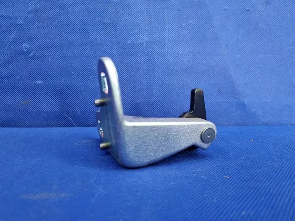 Tesla Model Y Linke Vordere Türscharnier OEM 1626074-00-B image 7
