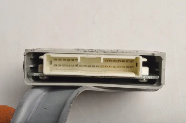 Módulo control faros OEM 89940-20090 Avensis T27 image 3