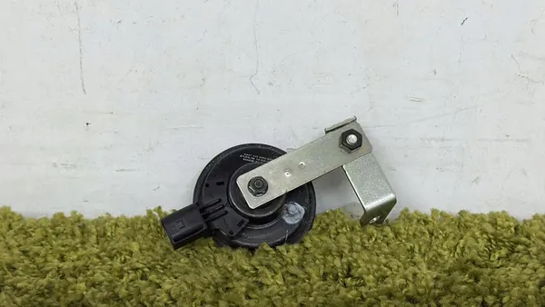 Soporte de Claxon Mercedes Vito W447 14- OEM image 2