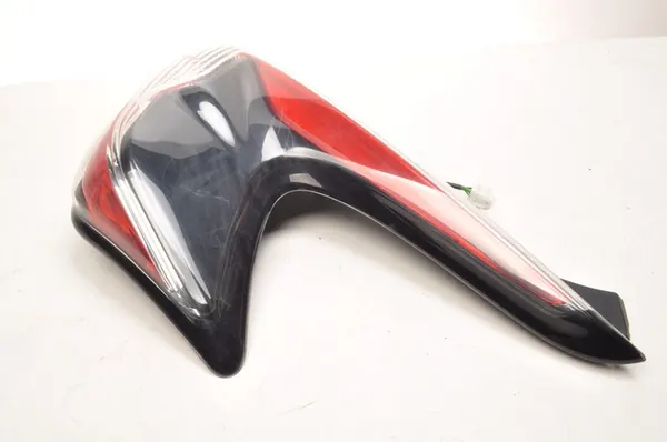 Nissan OE Bakljus Höger 26550BV80B image 4