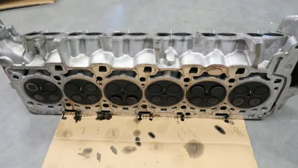 Culasse BMW B57 3.0D OEM 8571119 Occasion image 7