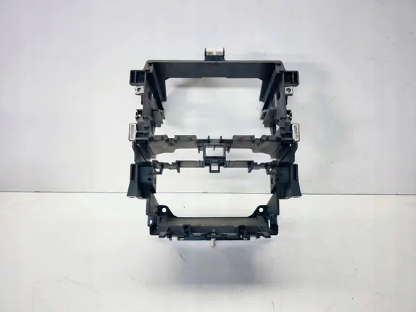 Support DIN OEM 8P0858005C pour Audi A3 8P image 2