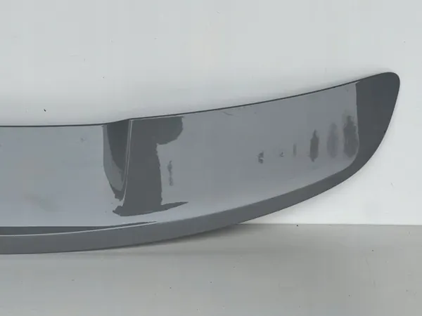 Spoiler Mercedes OEM A2327900300 - Estado usado image 3