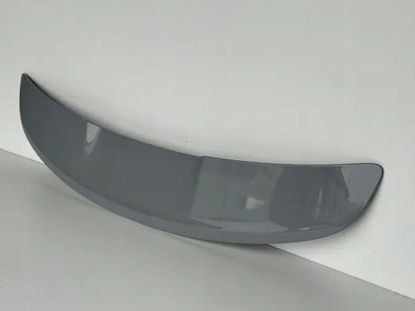 Spoiler Mercedes OEM A2327900300 - Estado usado image 4