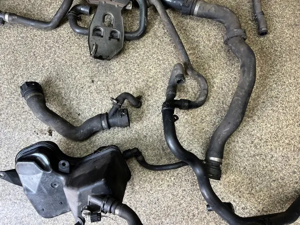 Vesijohdon Kokoelma BMW X3 E83 2.0 D M47 image 3