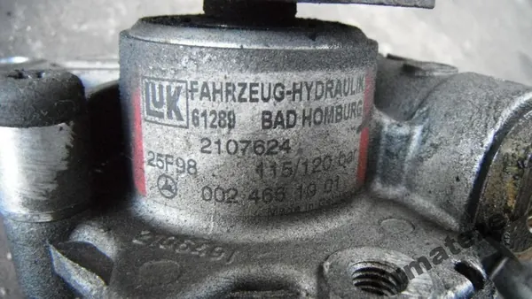 Bomba de direção assistida Mercedes-Benz W210 W203 0024661001 image 4