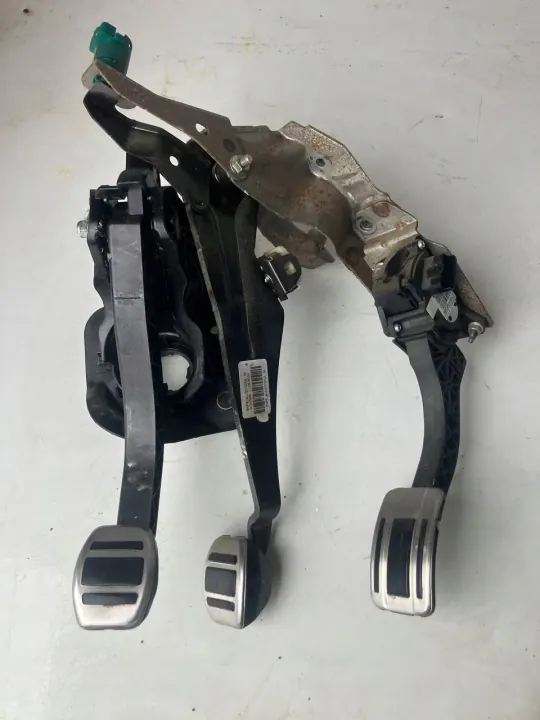 Couvre-pédales chrome Peugeot 308 T9 GT OEM 9801036280 image 2