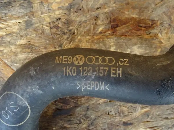 AUDI A3 8P GOLF V R32 Vesijohto 1K0122157EH image 2