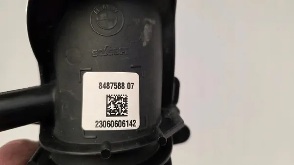 Kaasutinkansi OEM 8487588 BMW X1 X2:lle image 6