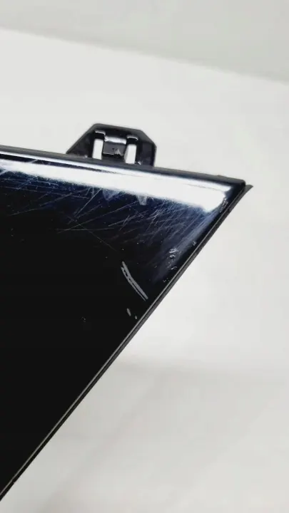Spoiler esquerdo de porta-malas Nissan Qashqai III J12 OEM 900106UA0A image 3