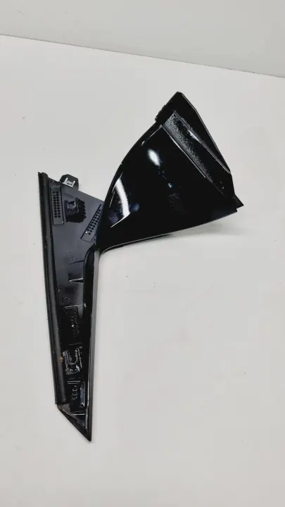 Spoiler esquerdo de porta-malas Nissan Qashqai III J12 OEM 900106UA0A image 4