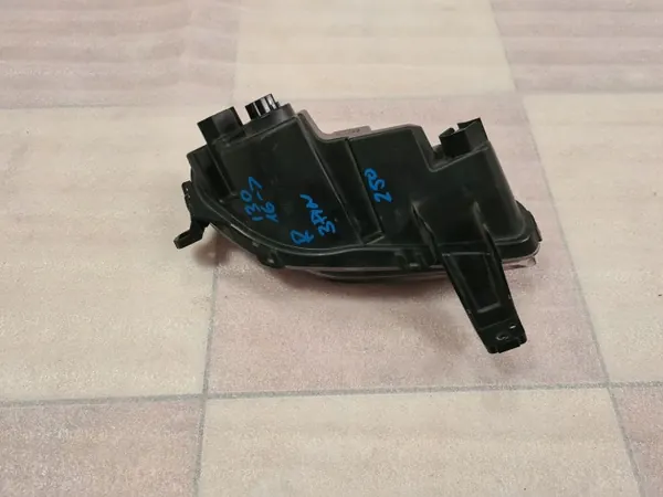 Faro Halógeno Derecho Hyundai I30 2016 OEM 92208G4210 image 5