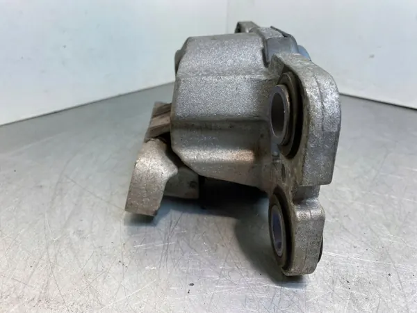 Support de boîte de vitesses Land Rover Evoque I 2018 OEM BJ327M121AD image 4