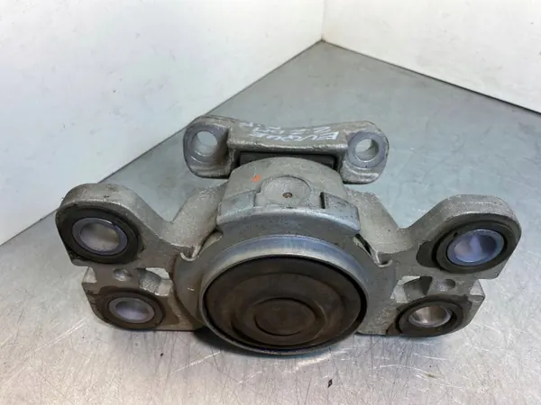 Support de boîte de vitesses Land Rover Evoque I 2018 OEM BJ327M121AD image 6