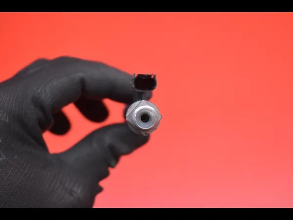 Inyector 7597870 BMW F10 F11 2.0 TwinPowerTurbo image 3