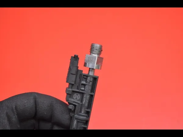 Inyector 7597870 BMW F10 F11 2.0 TwinPowerTurbo image 4