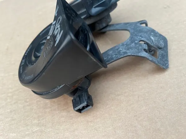 Sinal de Claxon Renault Megane III Scenic III OE 256106284R image 3