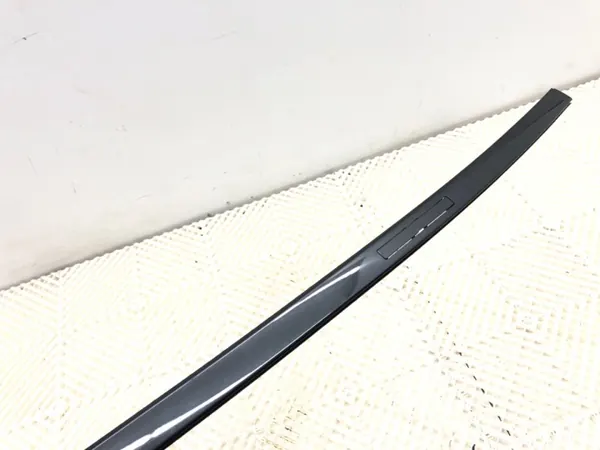 Moldagem de teto direita OEM 7433742 para BMW G30 image 4