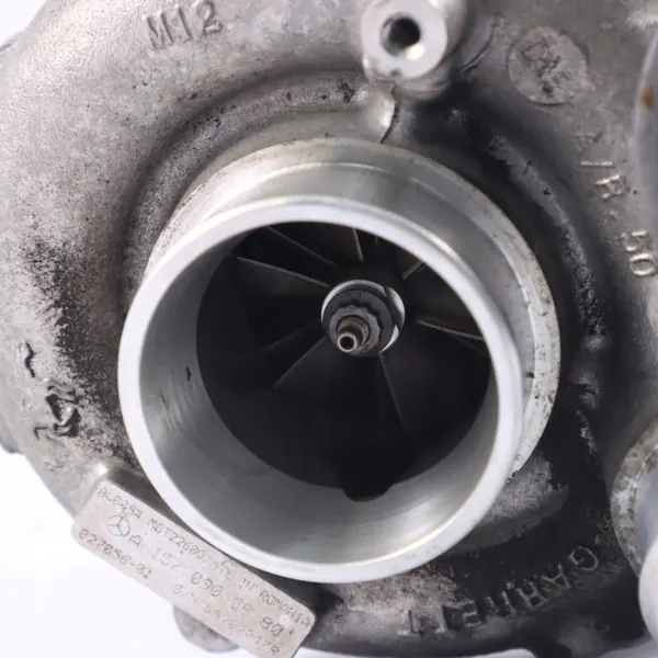 Turbo Droit Mercedes W212 OEM A1570900880 image 3