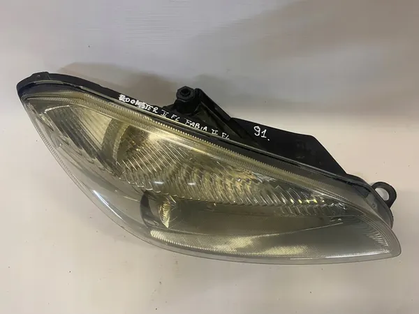 SKODA FABIA II LIFT Refletor Frontal Direito 5J1941016C image 5