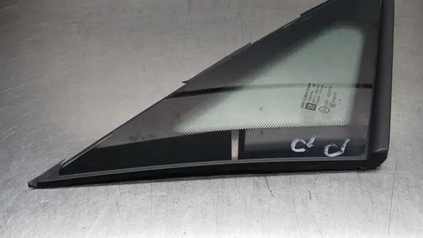Oikea kori-ikkuna OEM 13188025 Opel Corsa D 06-11 image 4