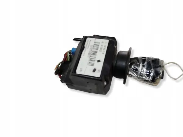 Kiinteä osa Mercedes A169 OEM 1695451108 image 2