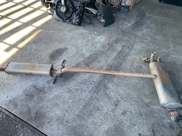 Auspufftopf Audi Q3 83A OEM 5QF253211T image 2