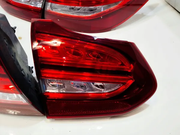 Achterlichten Mercedes W205 Pre-Facelift Kombi OEM image 2