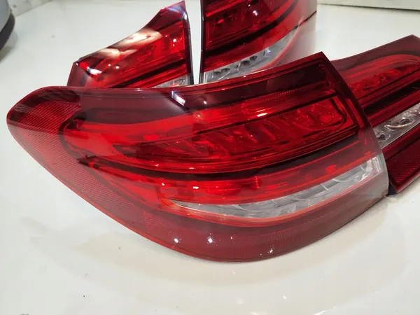 Achterlichten Mercedes W205 Pre-Facelift Kombi OEM image 3