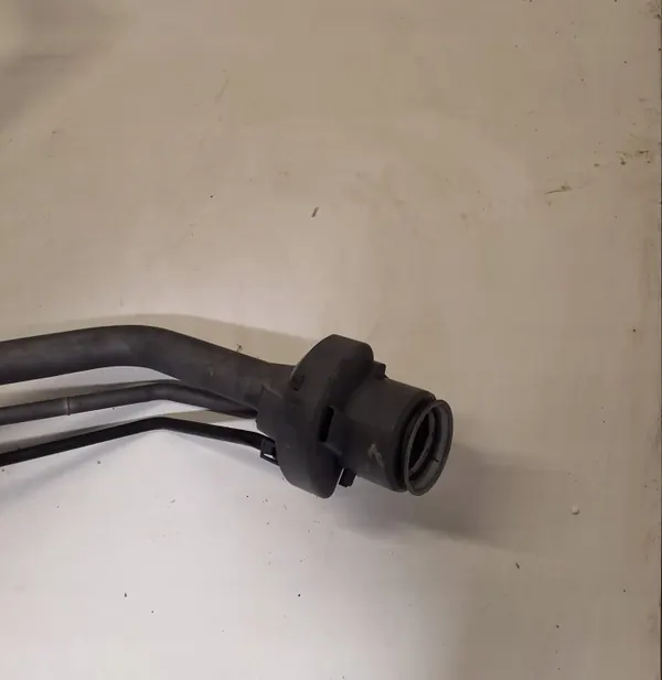 Toyota Prius Plus brandstofvulhals OEM TOYOTAPRIUSPLUSRURAWLEWUPALIWA image 7