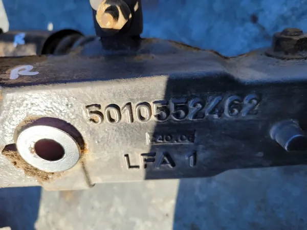 Volvo FE Ohjaamon Lukko Taka Vasen Ripustus Kiinnitys image 6