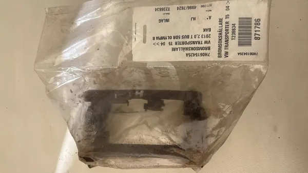 Volkswagen Transporter T5 Brake Caliper Bracket 7H0615425A image 2
