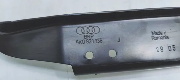 Audi A4 Främre Höger Skärmsupport, OEM 8K0821136J image 3