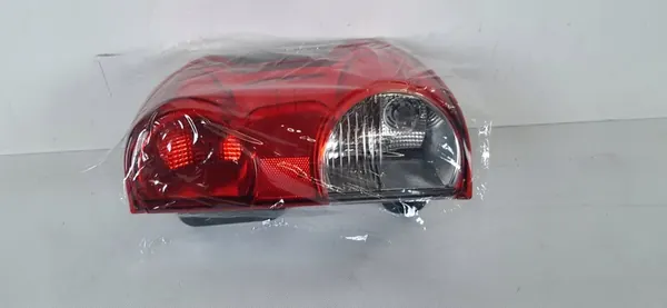 NISSAN NV200 Luz Trasera Izquierda 26550BJ00A image 9