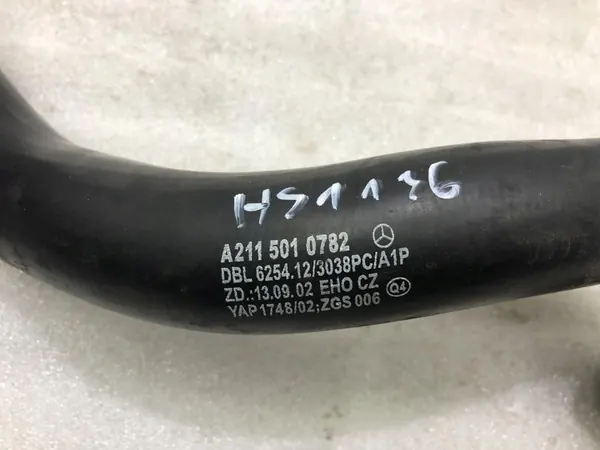 Waterleiding Mercedes E-Klasse W211 2.2 CDI OEM A2115010782 image 2