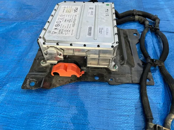 Batterie OEM 9863828580 pour Peugeot 308 III Hybride image 8
