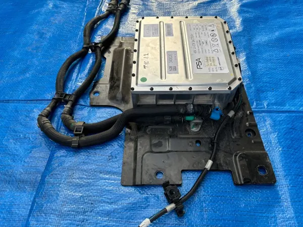 Batterie OEM 9863828580 pour Peugeot 308 III Hybride image 9