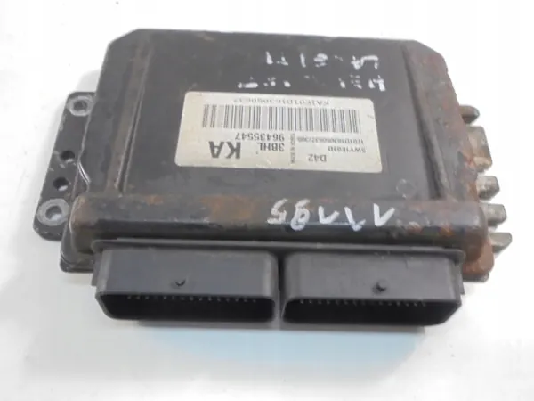 Chevrolet Motorsteuergerät OEM 96435547 image 8
