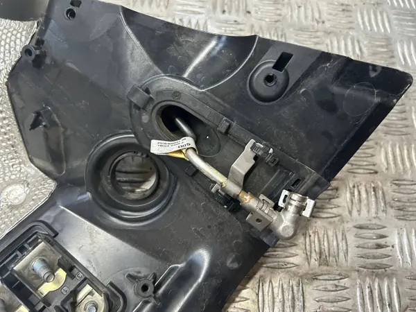 Käytetty väliseinäpeite OEM A2536209000 Mercedes image 3