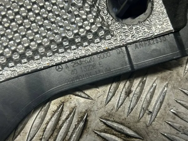 Käytetty väliseinäpeite OEM A2536209000 Mercedes image 4